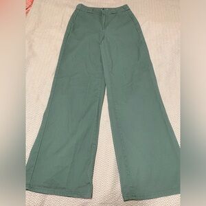 Dickies moss green worker wide leg skater pants. Like new. Size 1/25.